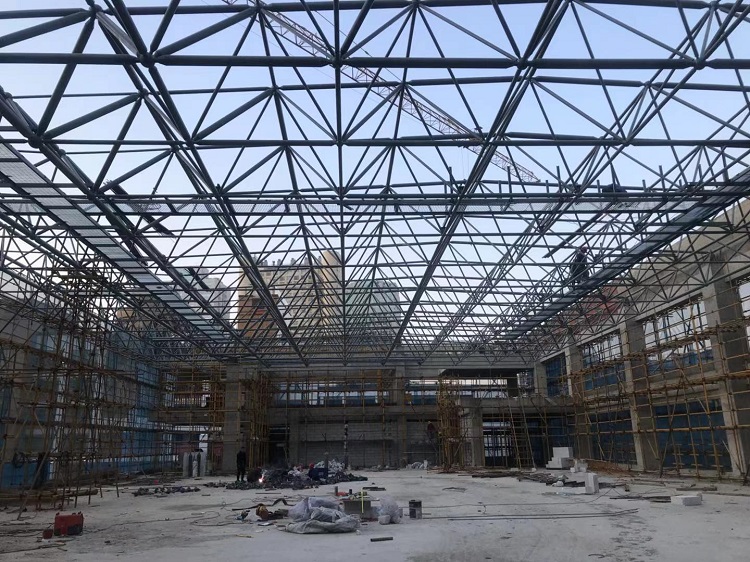 信阳第一附属小学体育馆网架